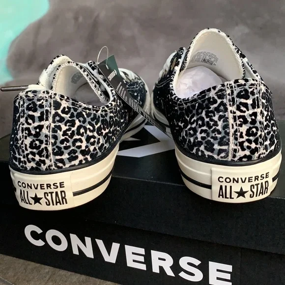 CONVERSE CTAS OX WHITE/BLACK/EGRET WMNS - Picture 14 of 16